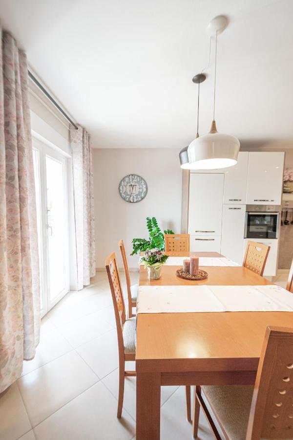 Two-Bedroom Apartment In Crikvenica Xcvii Εξωτερικό φωτογραφία