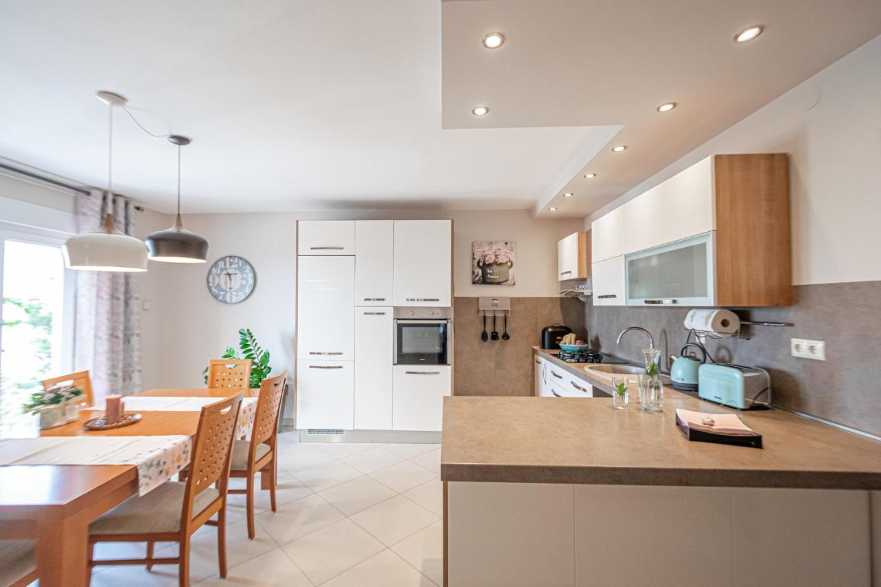 Two-Bedroom Apartment In Crikvenica Xcvii Εξωτερικό φωτογραφία